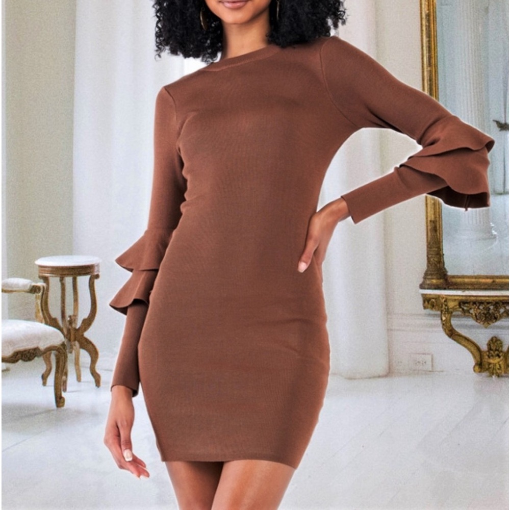 DRESS SETTLEDOWN Women's Stretch Long Sleeved Ruffled Sweater Dress In Brown "L”